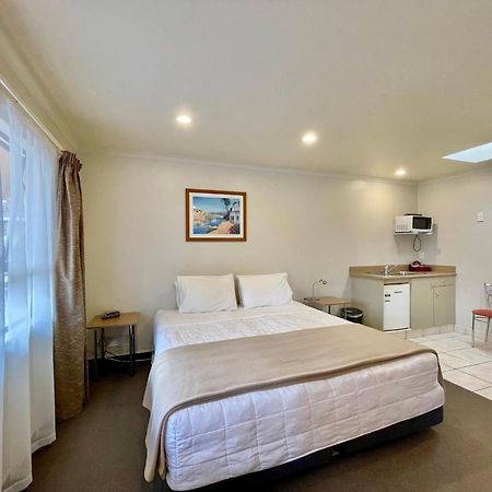 Hobson'S Choice Motel Dargaville Extérieur photo